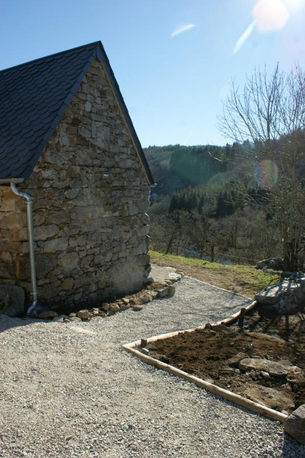 Le P'Tit Gite De Chomet La Tour-dʼAuvergne エクステリア 写真